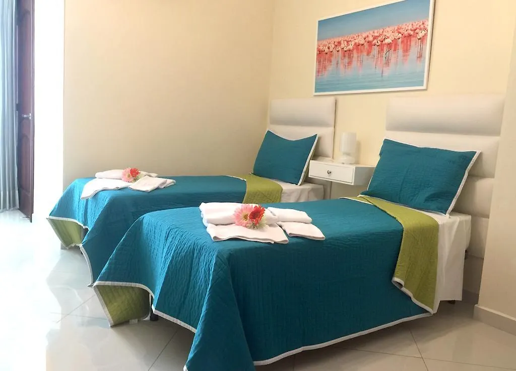 Hotel Shakey Santo Domingo
